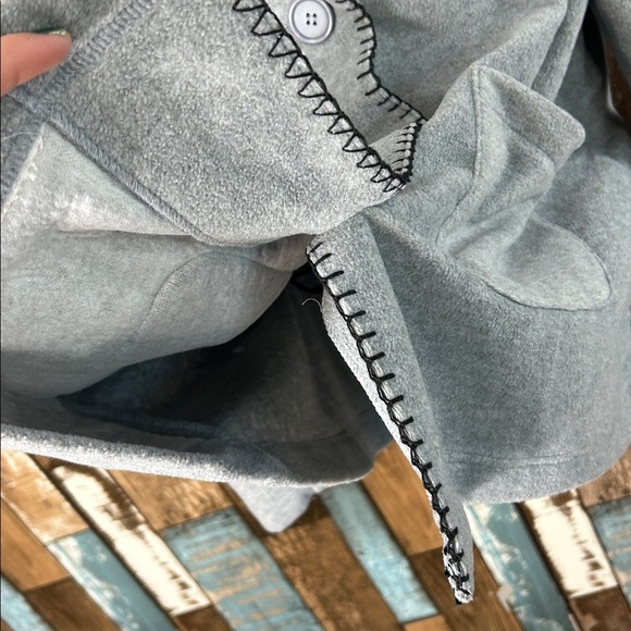 Tudor Court Gray Button-Up Coat with Pockets - Picture 10 of 13